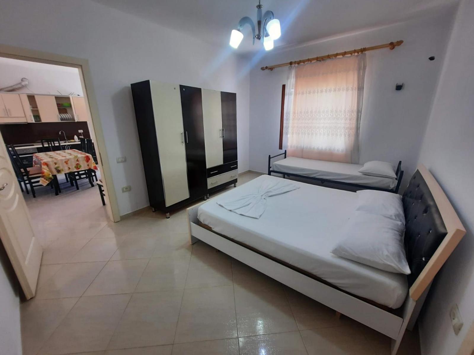 Flower Hill Vlore Exterior photo